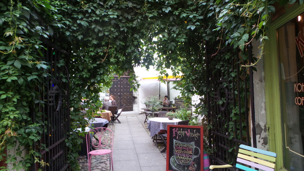 A garden cafe'